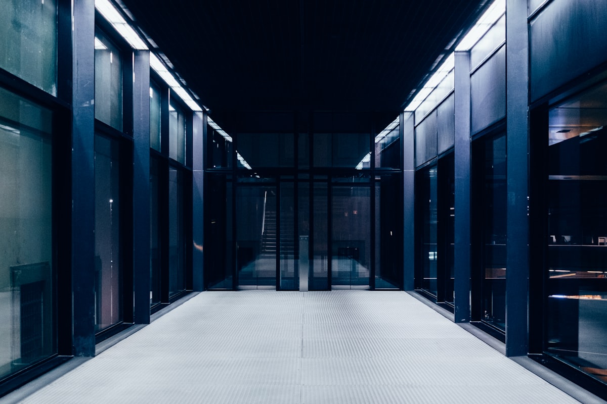 Data center rack & stack
