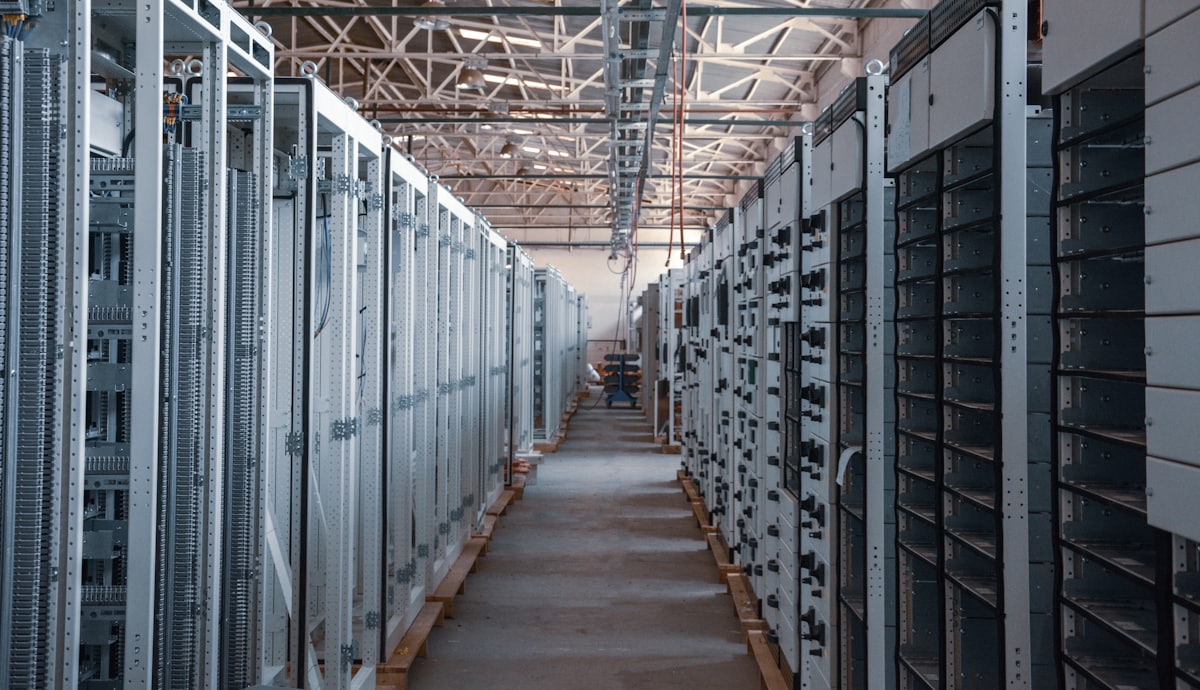 Rack & Stack Services — Fieldsify